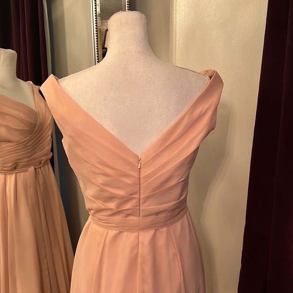 Angelina Faccenda Blush Off The Shoulder Gown Size 14 - Picture 6 of 11